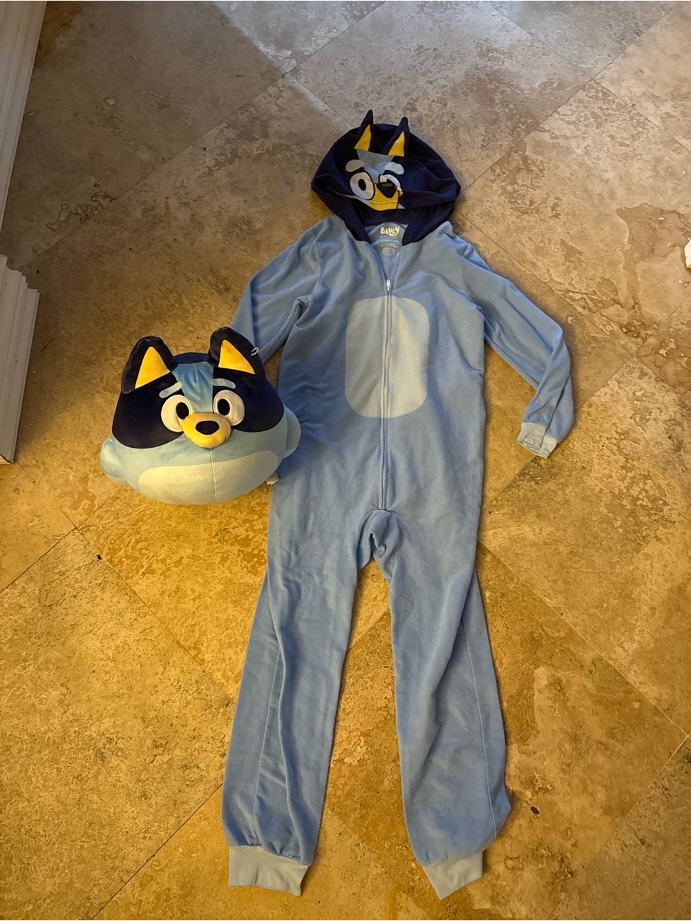Bluey onesie size 8/10